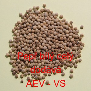 Pepř b&iacute;l&yacute; cel&yacute;